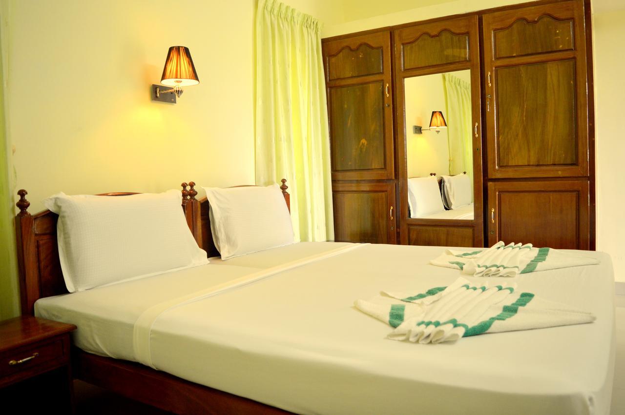 كوفالام Ganesh Ayurveda Holiday Home Bed And Breakfast المظهر الخارجي الصورة