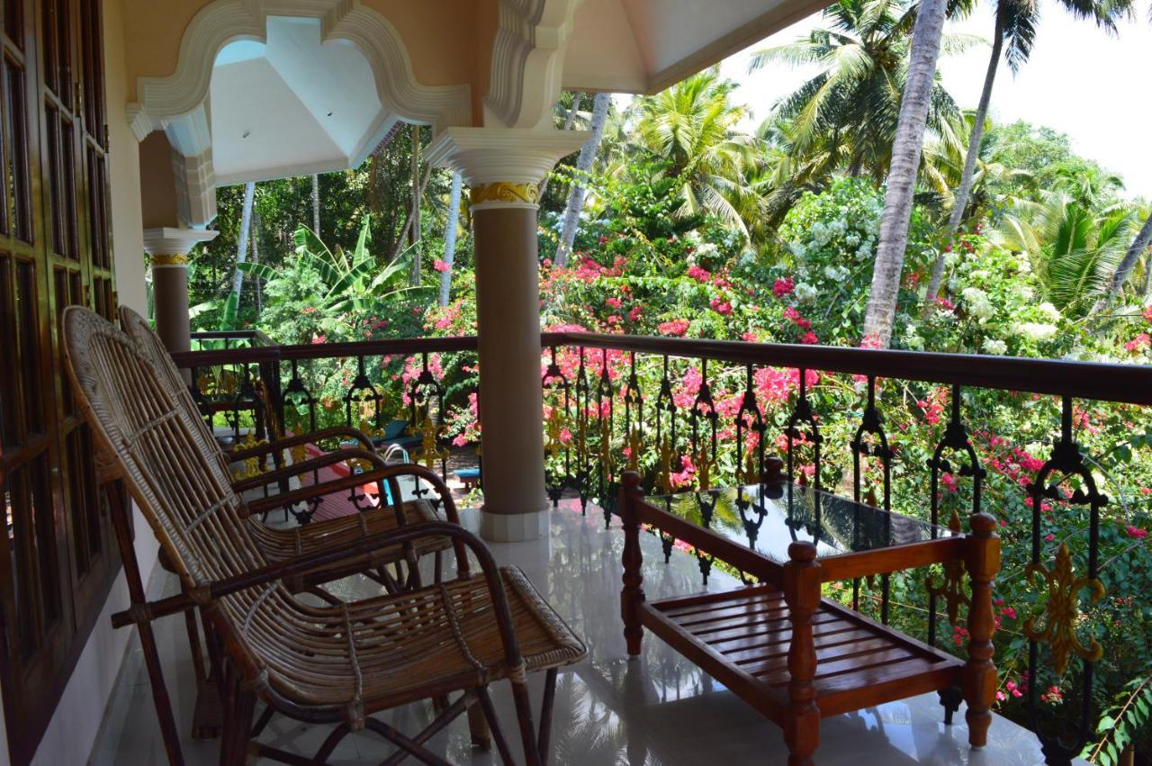 كوفالام Ganesh Ayurveda Holiday Home Bed And Breakfast المظهر الخارجي الصورة